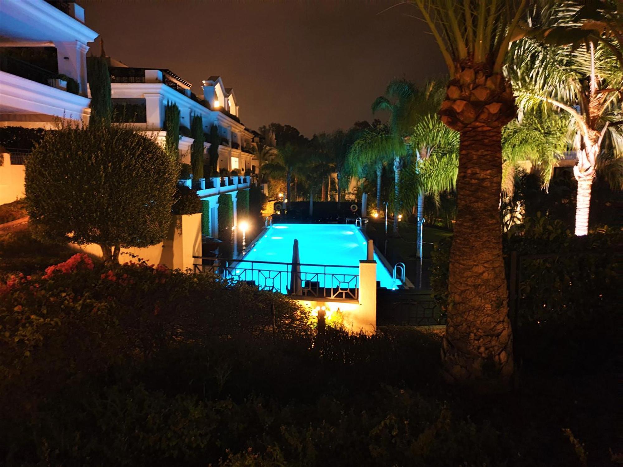 Luxury Apartment Frontal To The Sea In Estepona Doncella Beach Buitenkant foto