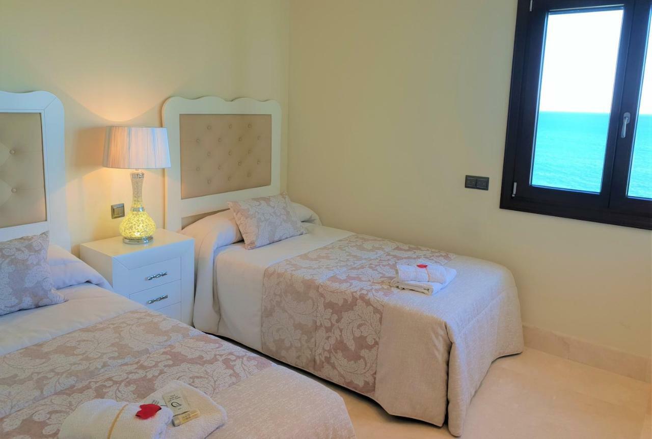 Luxury Apartment Frontal To The Sea In Estepona Doncella Beach Buitenkant foto
