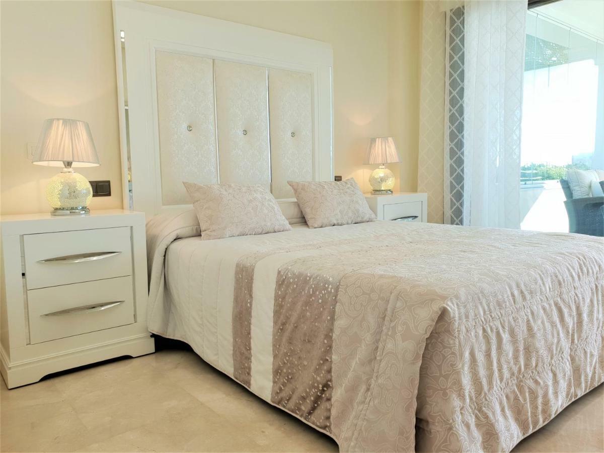 Luxury Apartment Frontal To The Sea In Estepona Doncella Beach Buitenkant foto