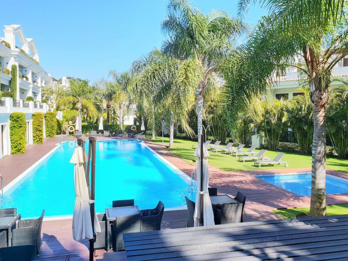 Luxury Apartment Frontal To The Sea In Estepona Doncella Beach Buitenkant foto
