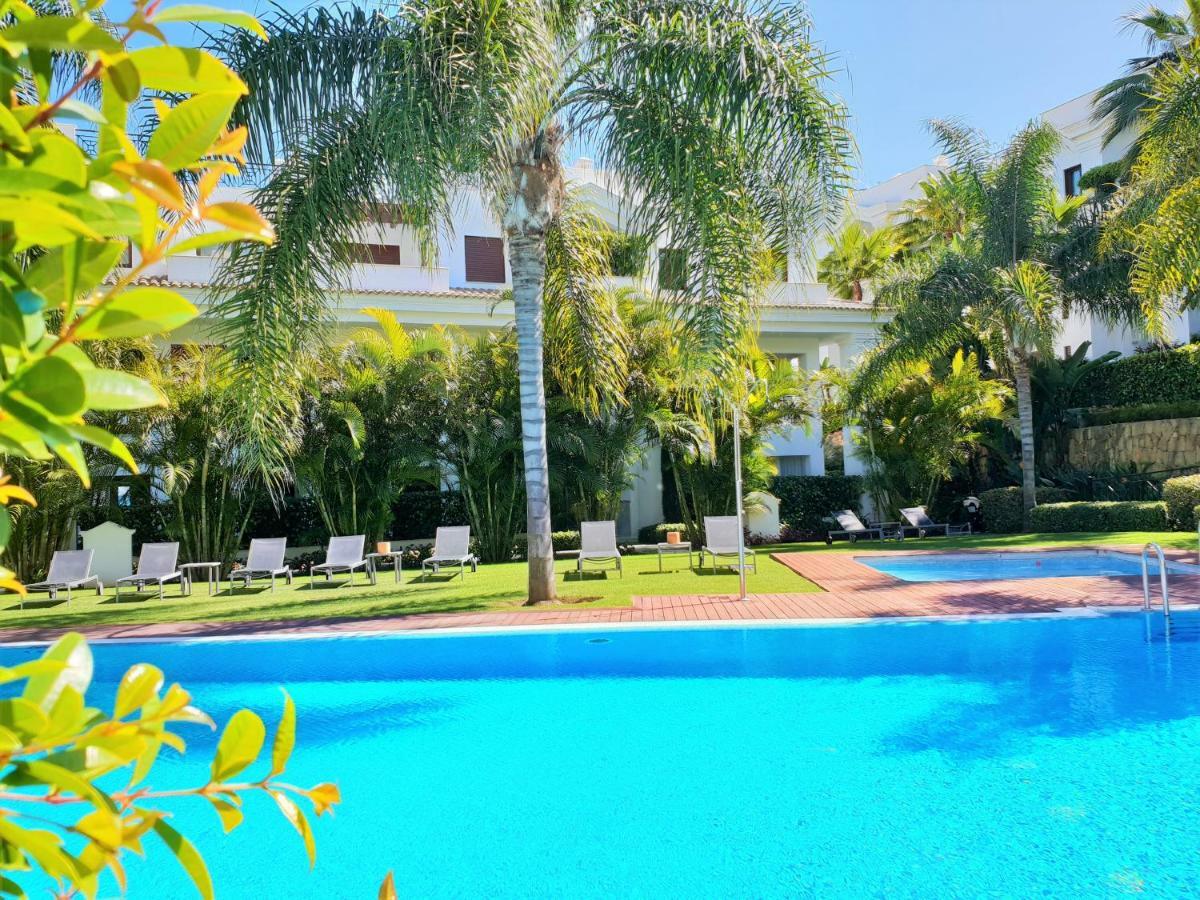 Luxury Apartment Frontal To The Sea In Estepona Doncella Beach Buitenkant foto